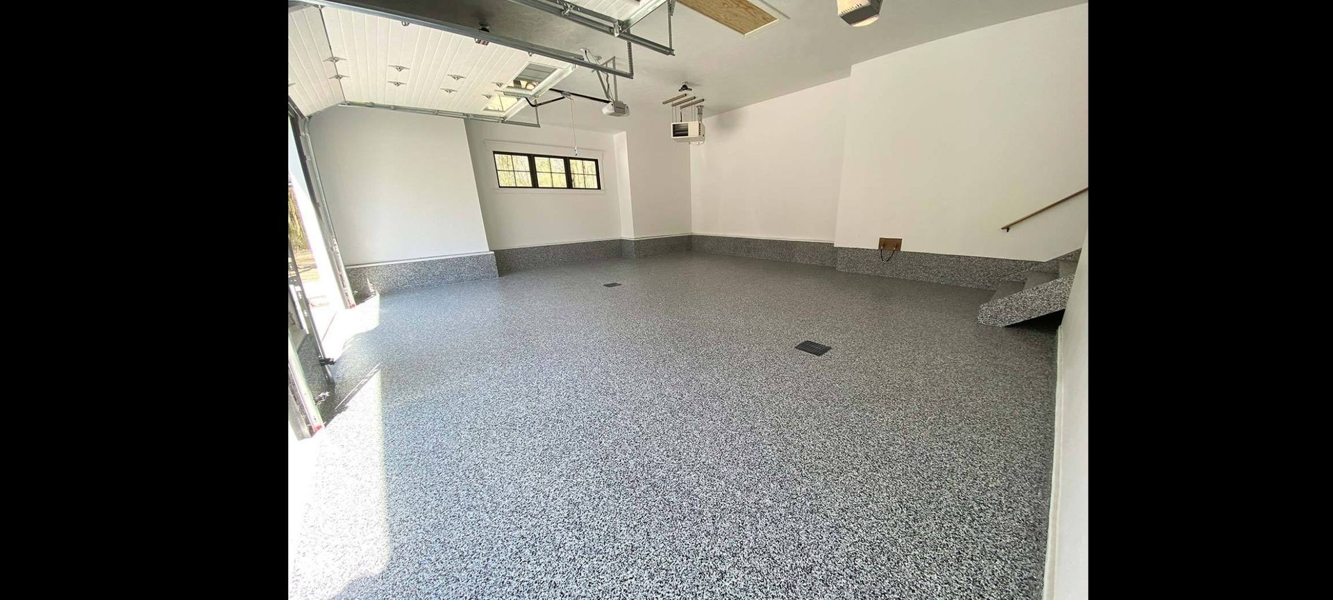 Epoxy Flake Floors